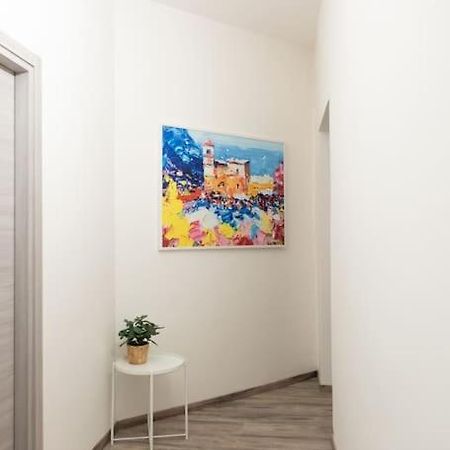 Private Room: The Port Apartment Scirocco Livourne Extérieur photo